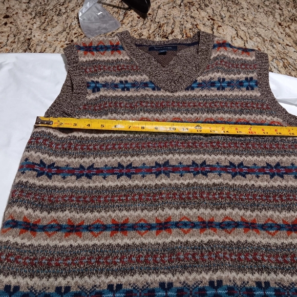 Mens vintage grandpa sweater vest 100%wool only one defect as pictured XXL - Picture 11 of 16